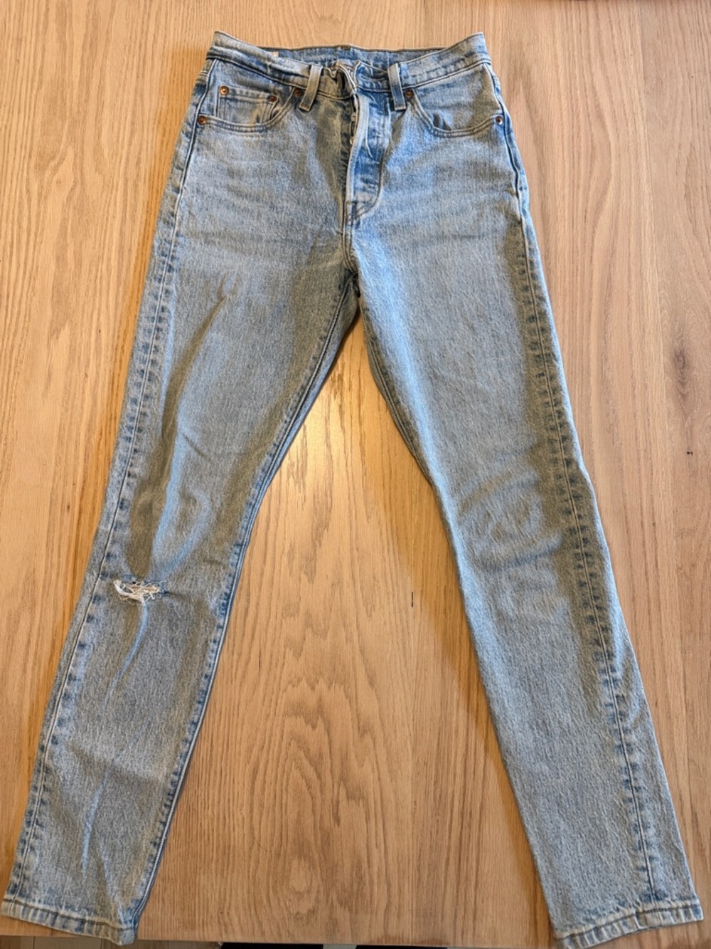 Levi’s Premium 501 Skinny Light Wash Straight Leg Jeans - Size 25x30